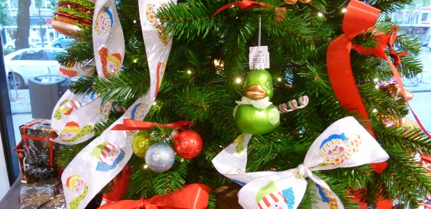 Iedereen is van harte welkom op vrijdag 21 december als om 17.30 uur de lichtjes in de kerstboom voor het stadhuis aan gaan. Het Rotterdam’s Giga KinderKerstKoor zorgt voor de […]